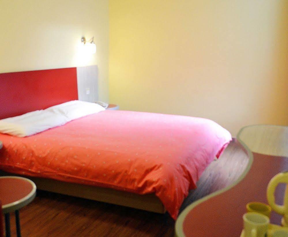 Home Inn Shanghai Century Park Екстер'єр фото