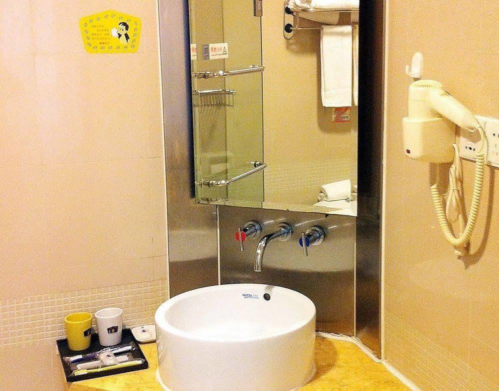 Home Inn Shanghai Century Park Екстер'єр фото